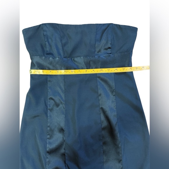 EXPRESS Elegant Black Sleeveless Dress - Picture 4 of 10